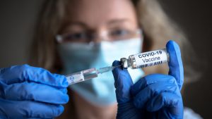 Yêu cầu tiêm lại Vaccine Covid-19 khi du học ở Mỹ