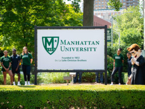 Manhattan College Thông báo đổi tên thành Manhattan University